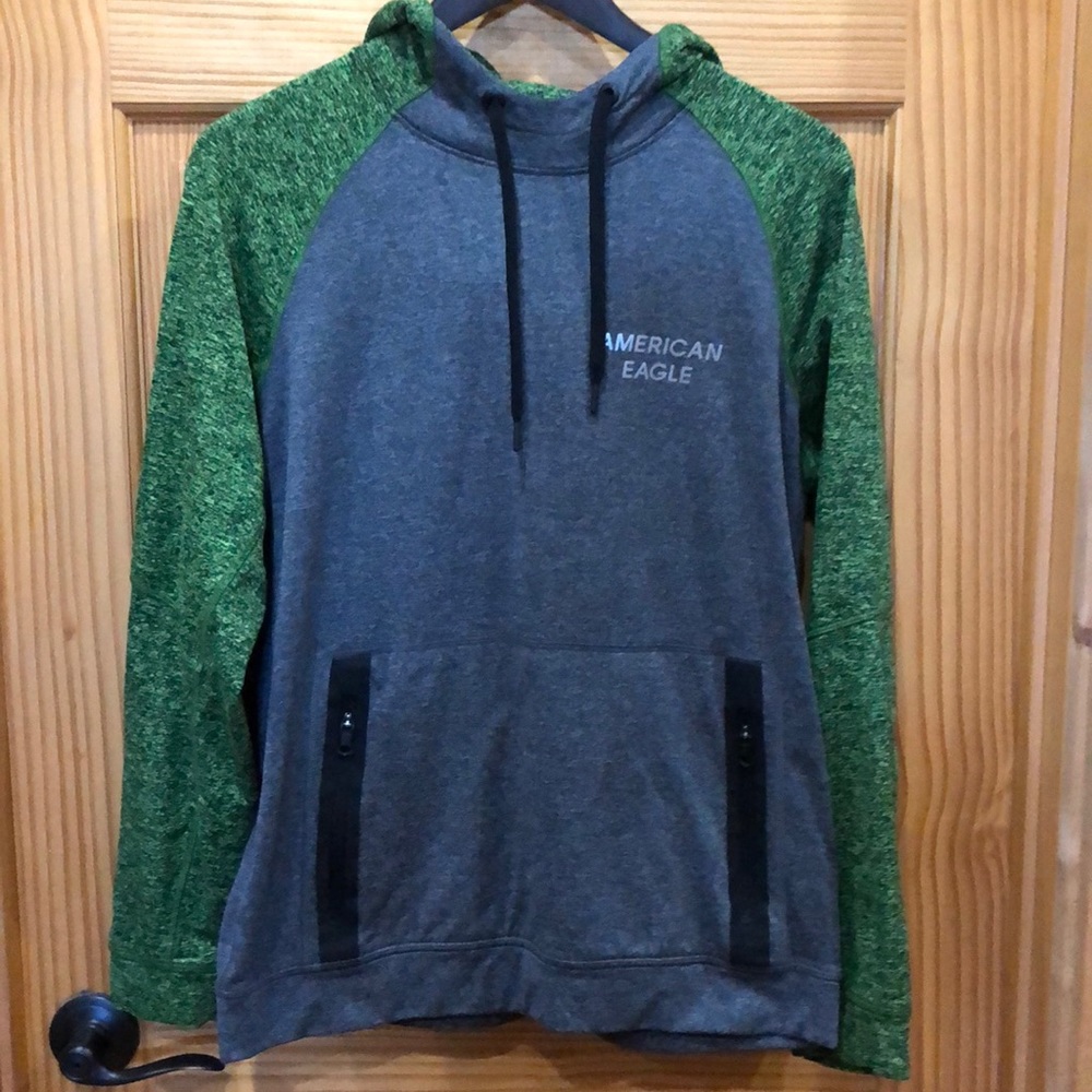 Men’s American Eagle hoodie